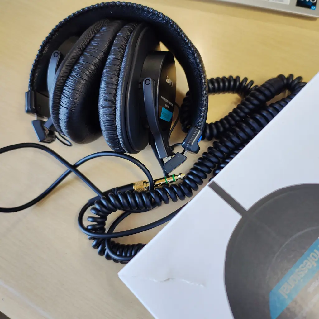 DTMer必見】SONY「MDR-7506（青帯）」徹底レビュー！モニター